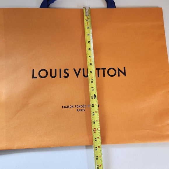 Louis Vuitton Large Empty Paper Gift Shopping Tote Bag 23"x17.5”x10” Decor - Picture 4 of 6